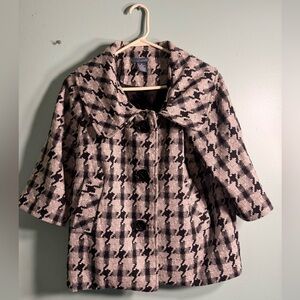 3/4 sleeve button up coat . Size medium.